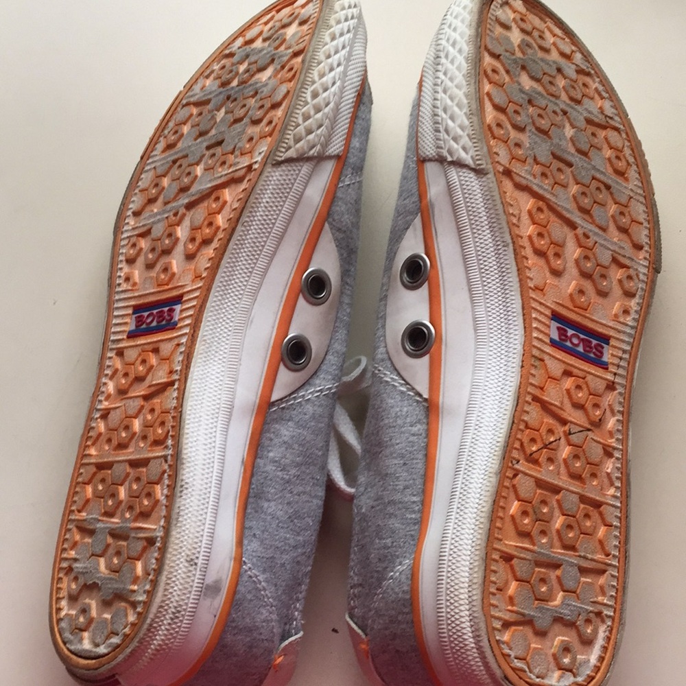 Bobs - Picture 4 of 6